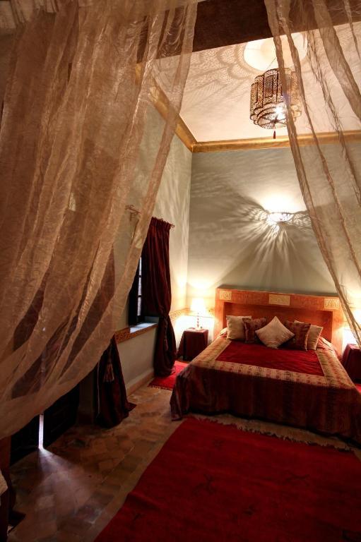 Jona Riad 4*