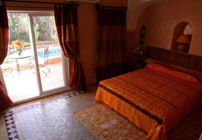 Du Taylor Hotel 5*
