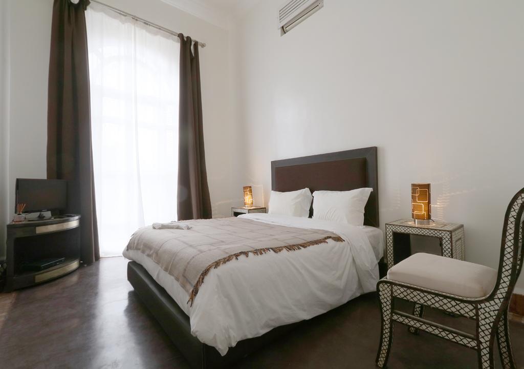 Romanouk Bed & Breakfast