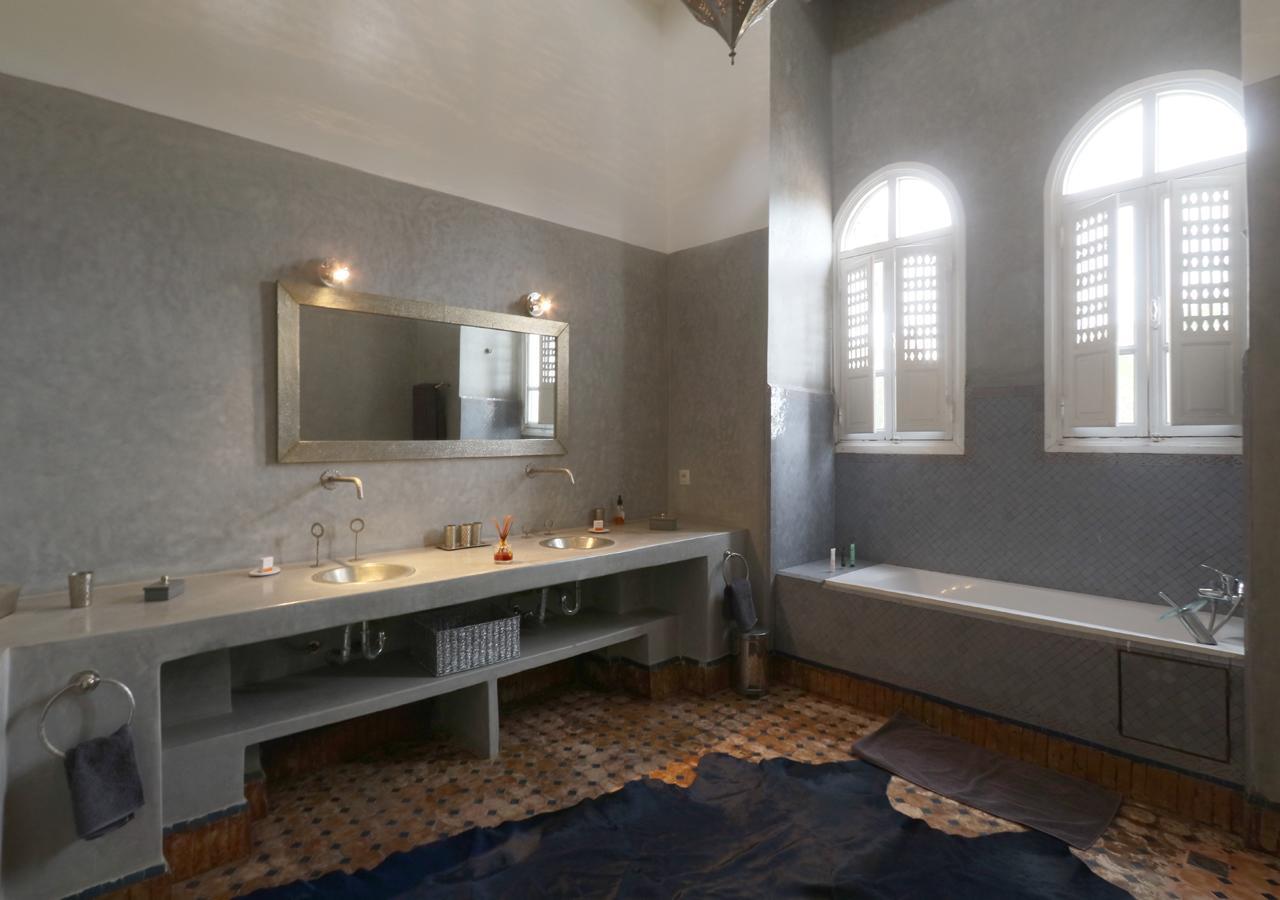 Bed & Breakfast Romanouk *