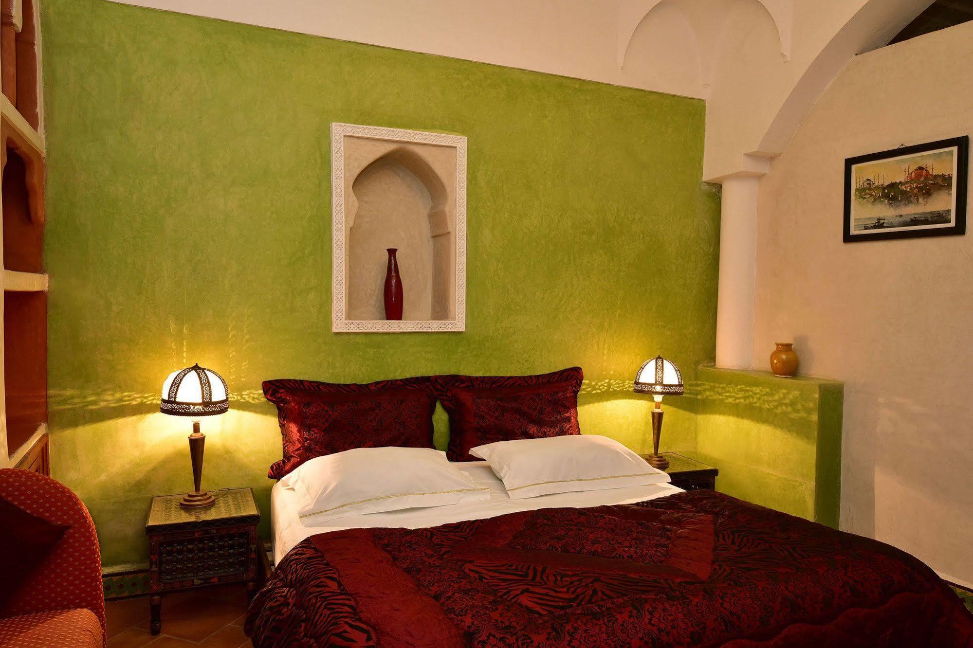 Manissa Riad 4*