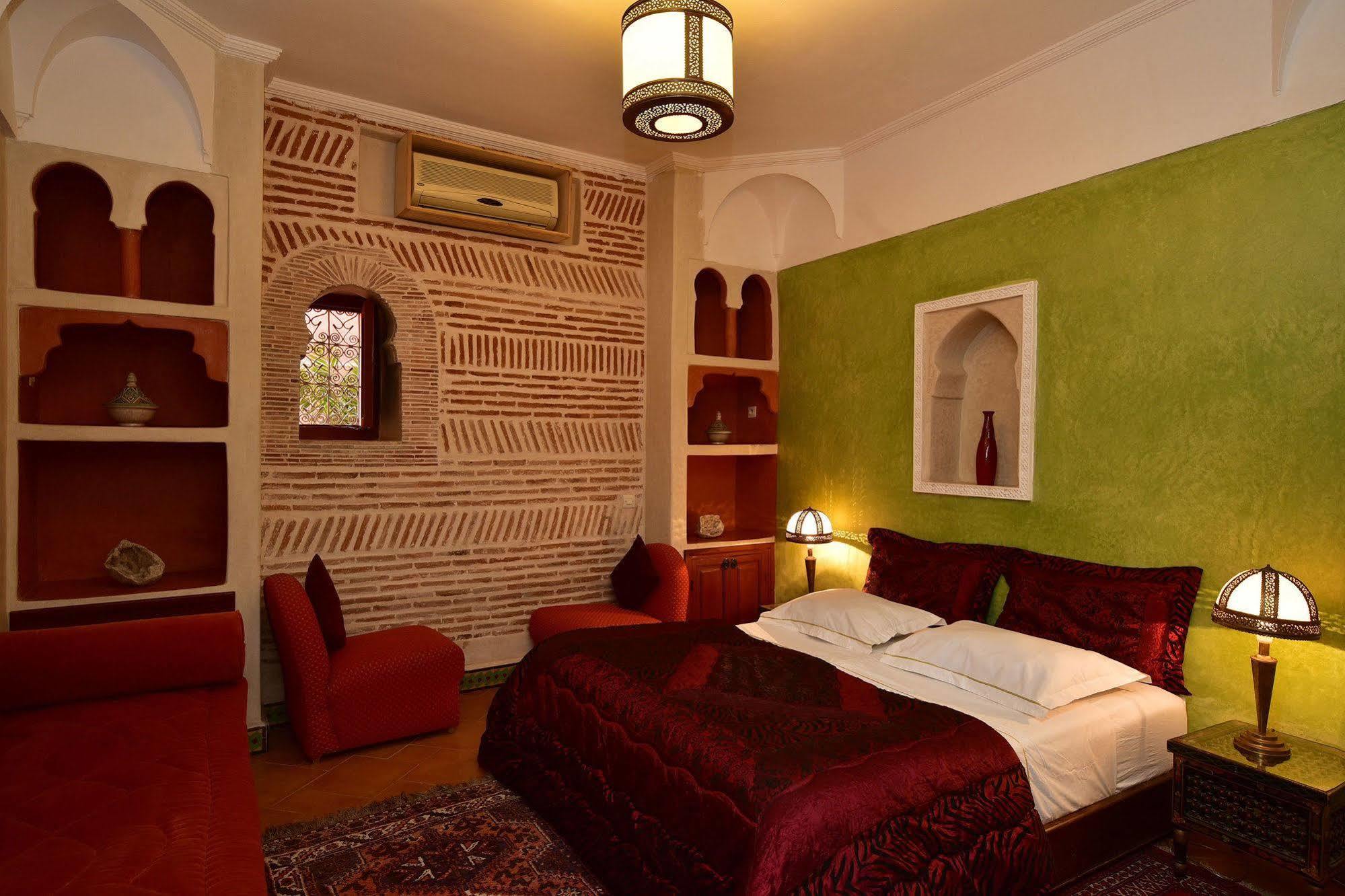 Manissa Riad 4*