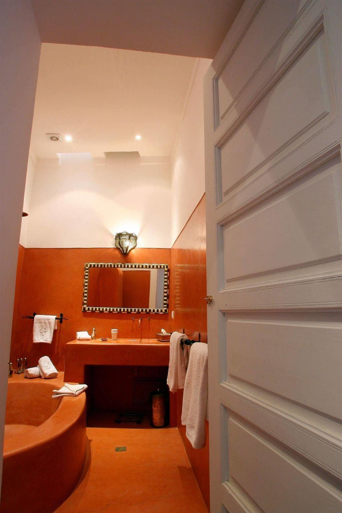 Dar Asam Riad 3*