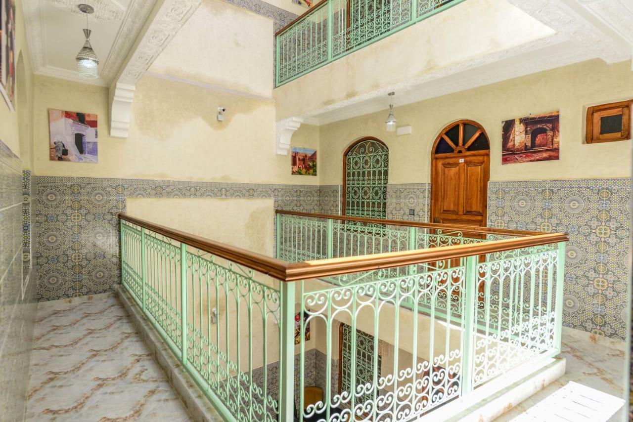 Faouzi Hotel 3*