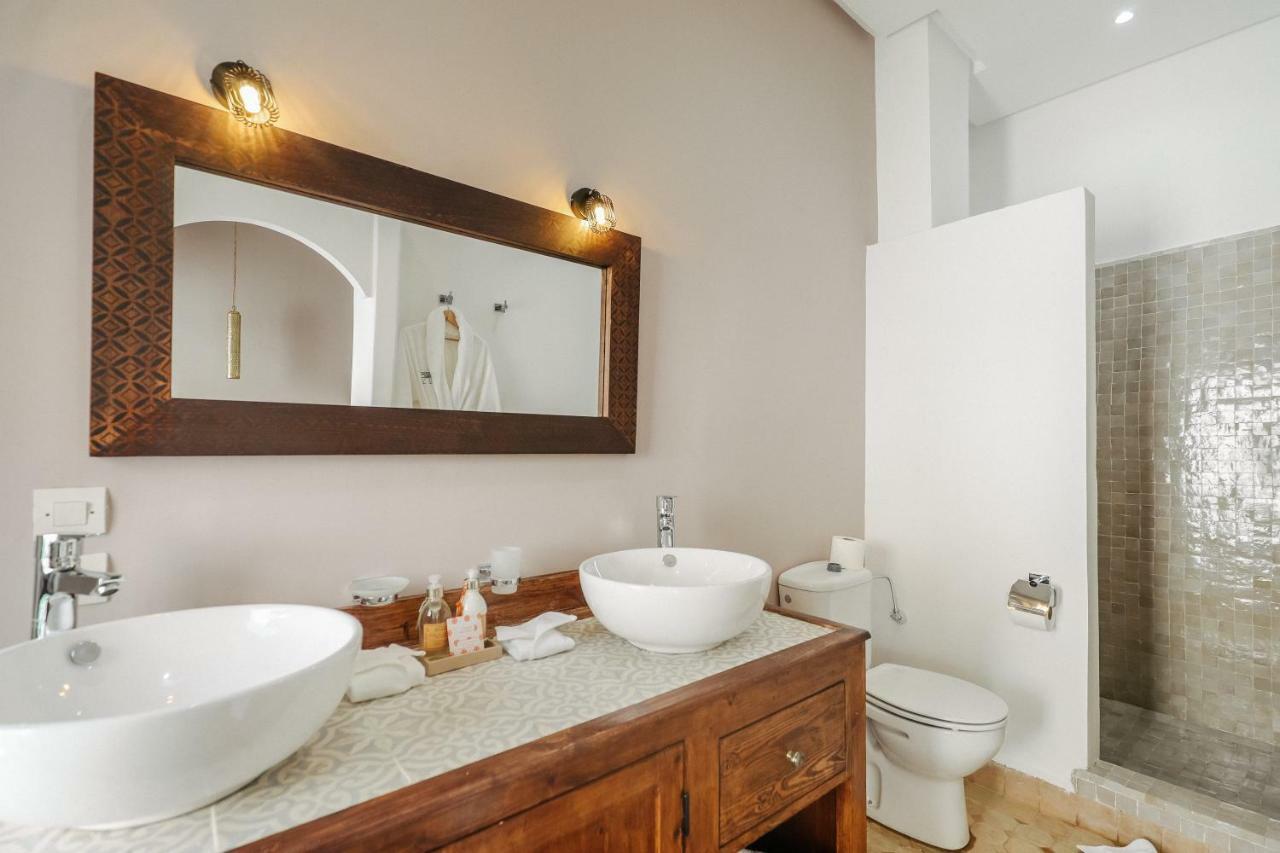 Guest house Nayanour 2*
