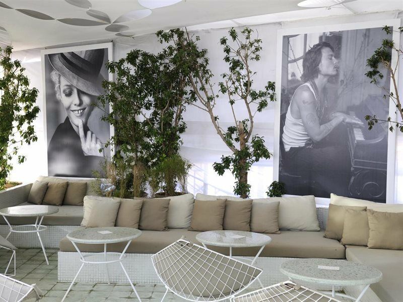 Bab Hotel