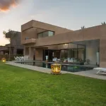 Oliver Palm Resort