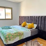 Superbe appartement en résidence avec piscines