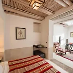 Le Farnatchi
