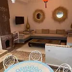 Ryad De Charme Authentique Piscine Calme