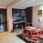 Luxury Apartment 2 In The Heart Of Gueliz, Wifi, Pool
