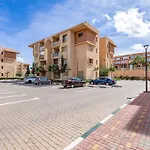 Residence Privee, Piscine, Av M6