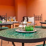 Riad Prive Dar L\'Etoile - Jacuzzi Piscine & Petit Dej Inclus