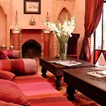 Riad Laora