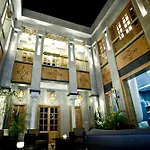 Riad L\'Etoile D\'Orient