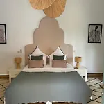 Villa L.C