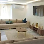 Duplex De Reve Au Coeur De Marrakech Avec Deux Piscines Pour Adultes Et Enfants