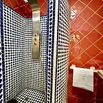 Triplex Spacieux Et Familial Avec Une Vue Panoramique