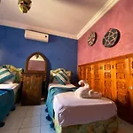Riad Tichka Piscine Palmeraie