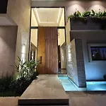 Villa Luxe Residence Secure Golf