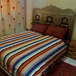 Riad Nezha Avec Jacuzzi Et Au Coeur De Marrakesh