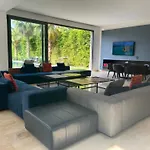 Luxury Palm Villa