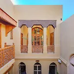 Authentique Villa Front Golf