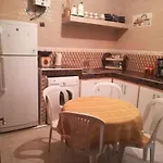 Spacious Apt - Near Airport - Perfect For Groops!