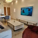 Prestigia Luxury Golf-View Escape