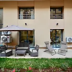 Duplex Safiya Suites And Services