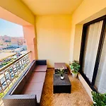 E-Appartement De Luxe Centre Gueliz Piscine Parking Fibre Netflix