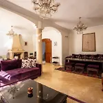 Villa Exclusive Sabah 10 Minutes Du Centre Avec Piscine Privee