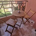 Luxury Premium Apartment Stay With 5 Pools And Garden