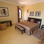 Le Domaine D\'Abraj