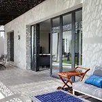 Villa Essra