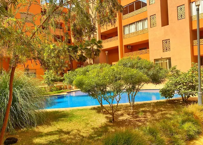 Superbe appartement en résidence avec piscines