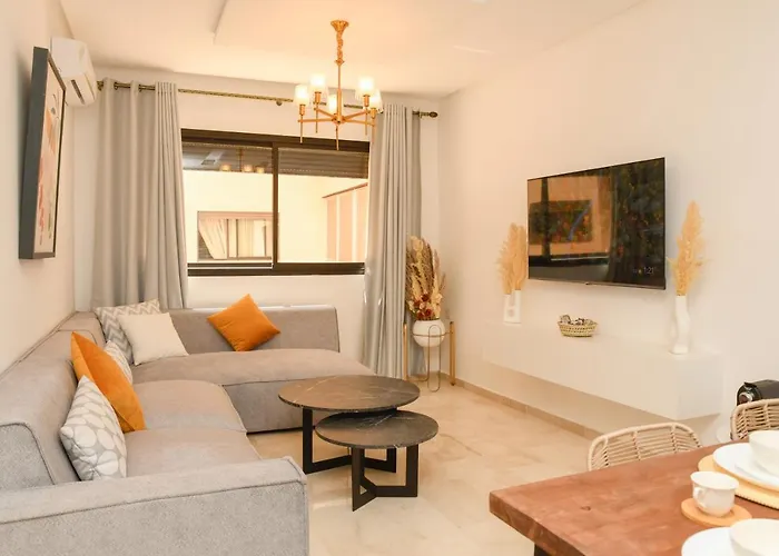 Stylish Apartment With A Pool In The Center Of Marrakesh