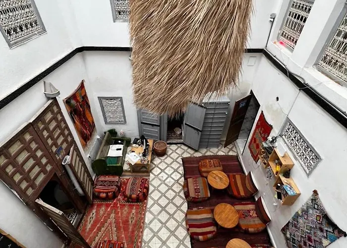 Earth Hostel