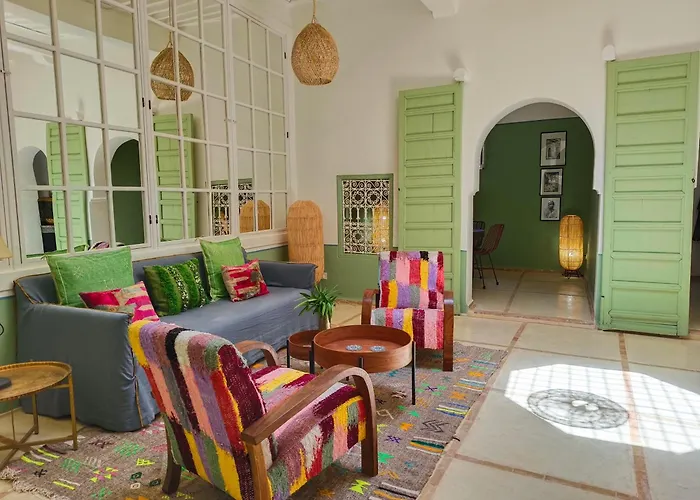 Dar Dabakech, Proche Jemma El Fna, Souk, Centre Medina, Logement Entier De 2 A 6 Personnes