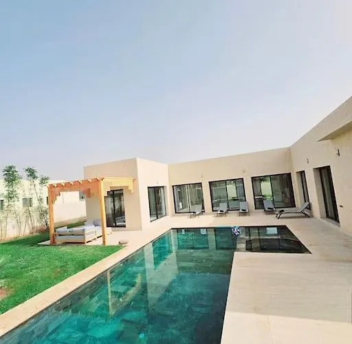 Villa Piscine Sans Vis A Vis