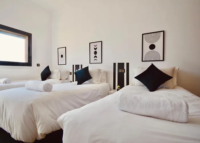 New Duplex- M Avenue , Swimming Pool , Fibre Optique Wifi , Parking , Gueliz Centre