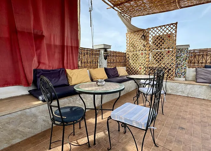 Riad Flottement Des Songes