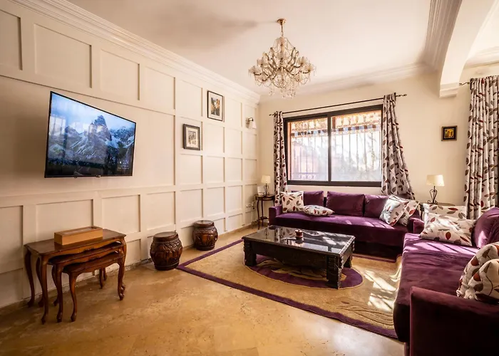 Villa Exclusive Sabah 10 Minutes Du Centre Avec Piscine Privee