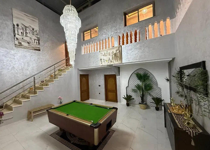 Ara Villa