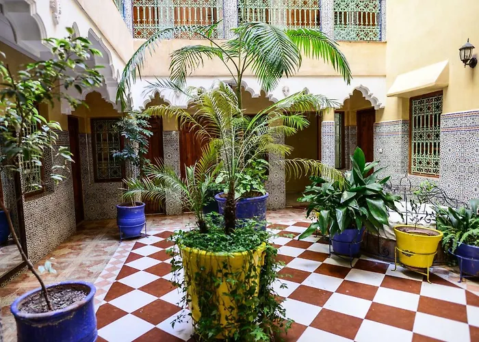 Hotel Faouzi