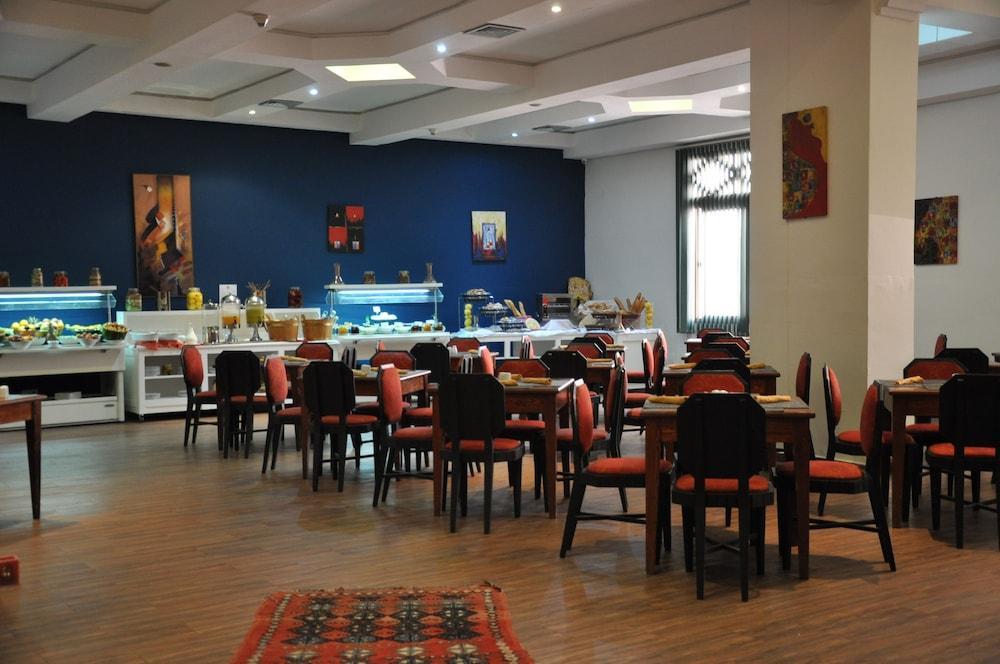 Mogador Opera Hotel Marrakesh