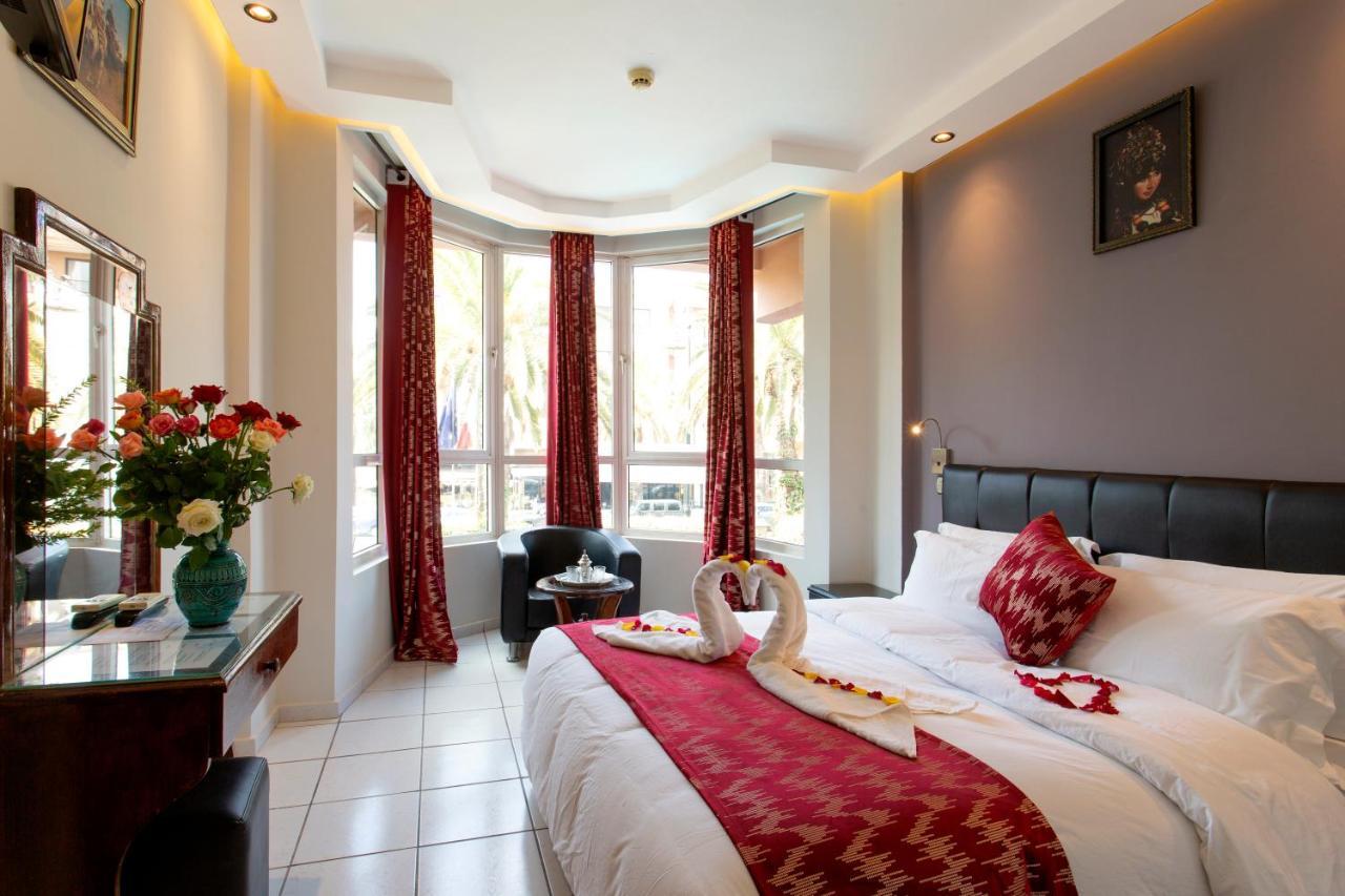 Akabar Hotel