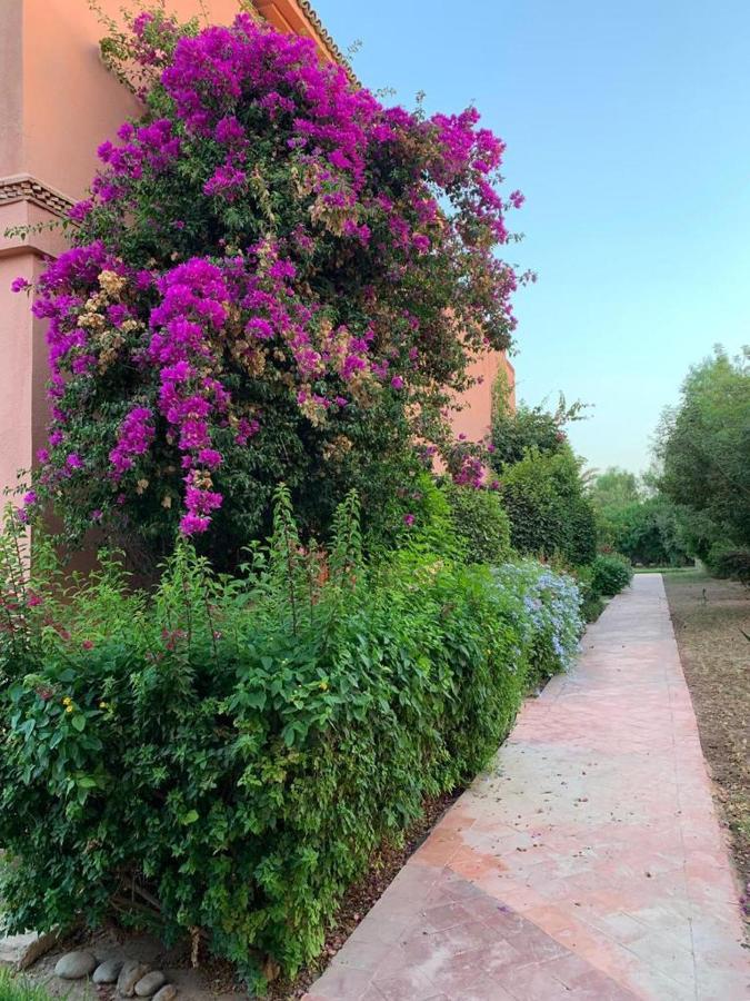 Villa Avec Piscine A Marrakech *