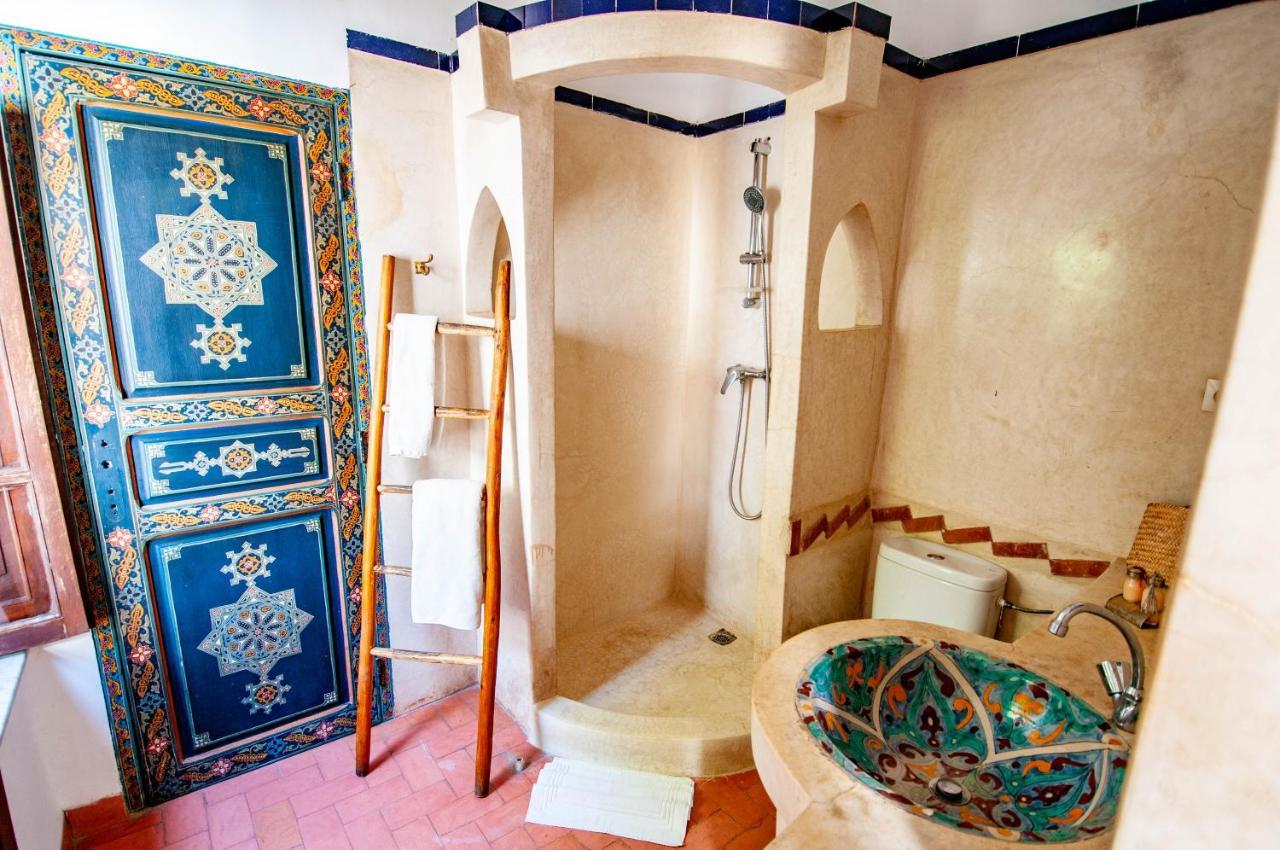 Riad & Dar El Aila 4*