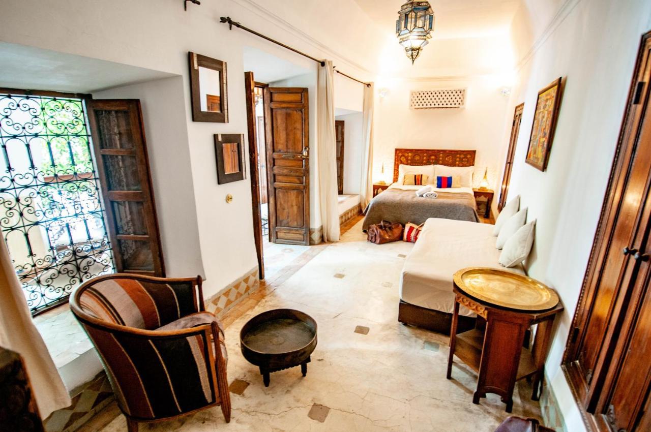 & Dar El Aila Riad